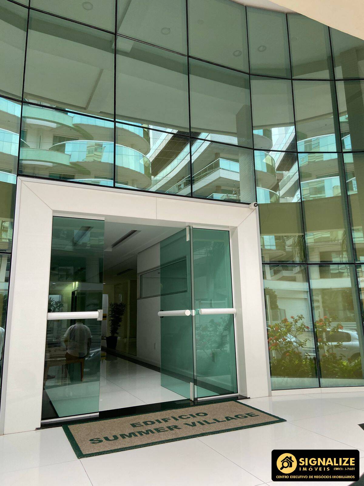 Apartamento, 3 quartos, 182 m² - Foto 2