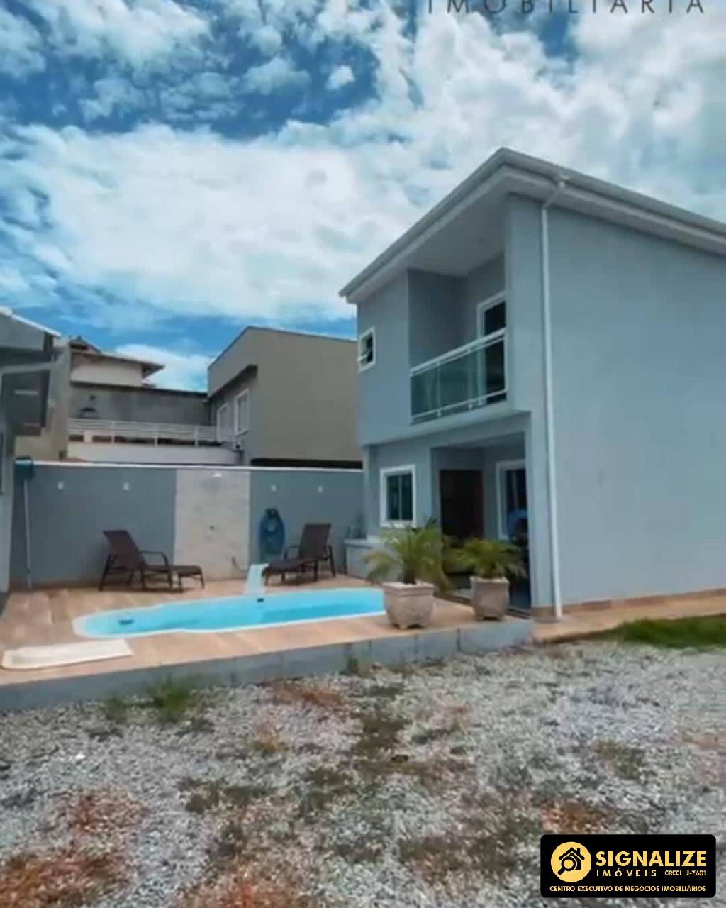 Casa à venda com 3 quartos, 180m² - Foto 2