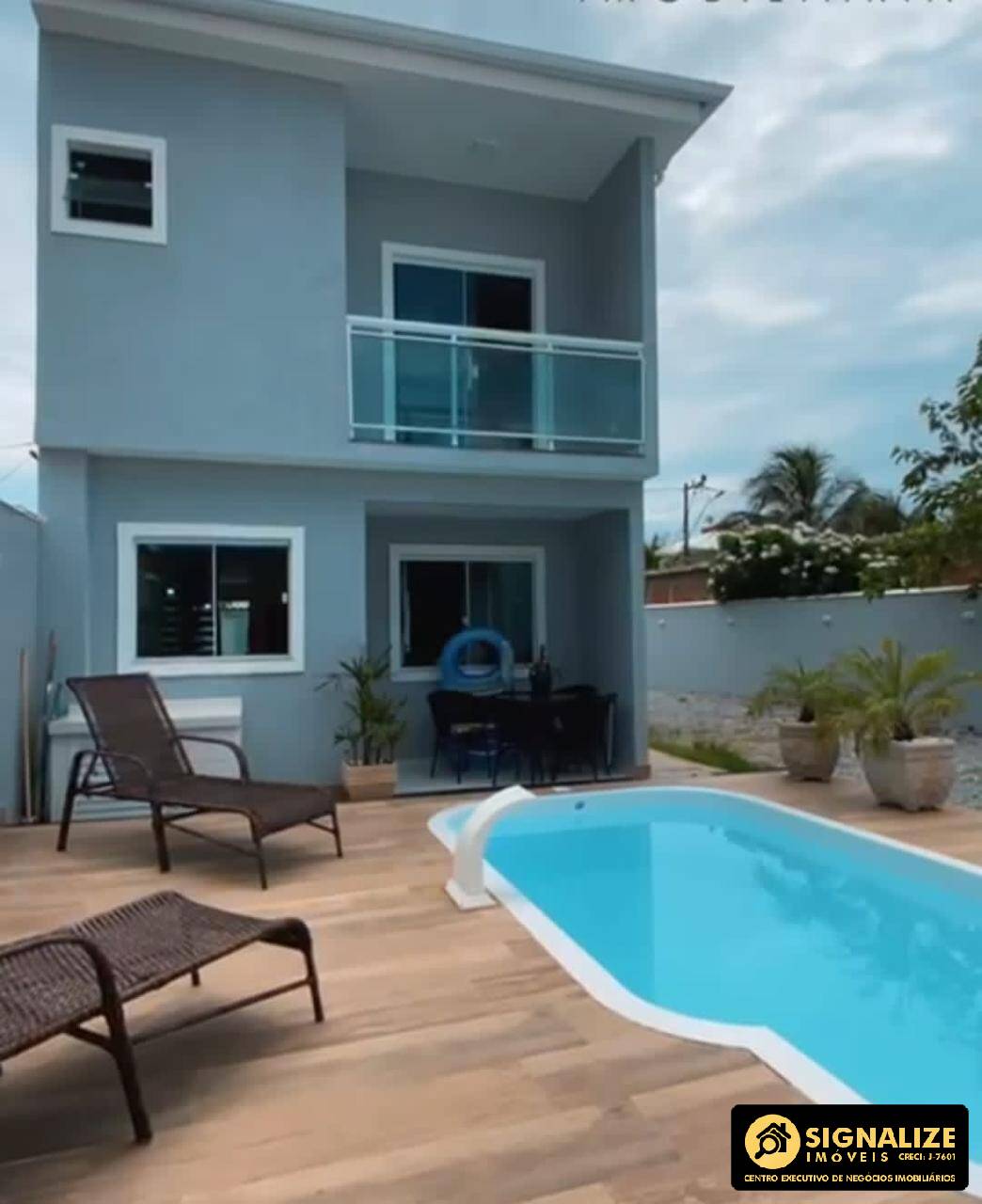 Casa à venda com 3 quartos, 180m² - Foto 1
