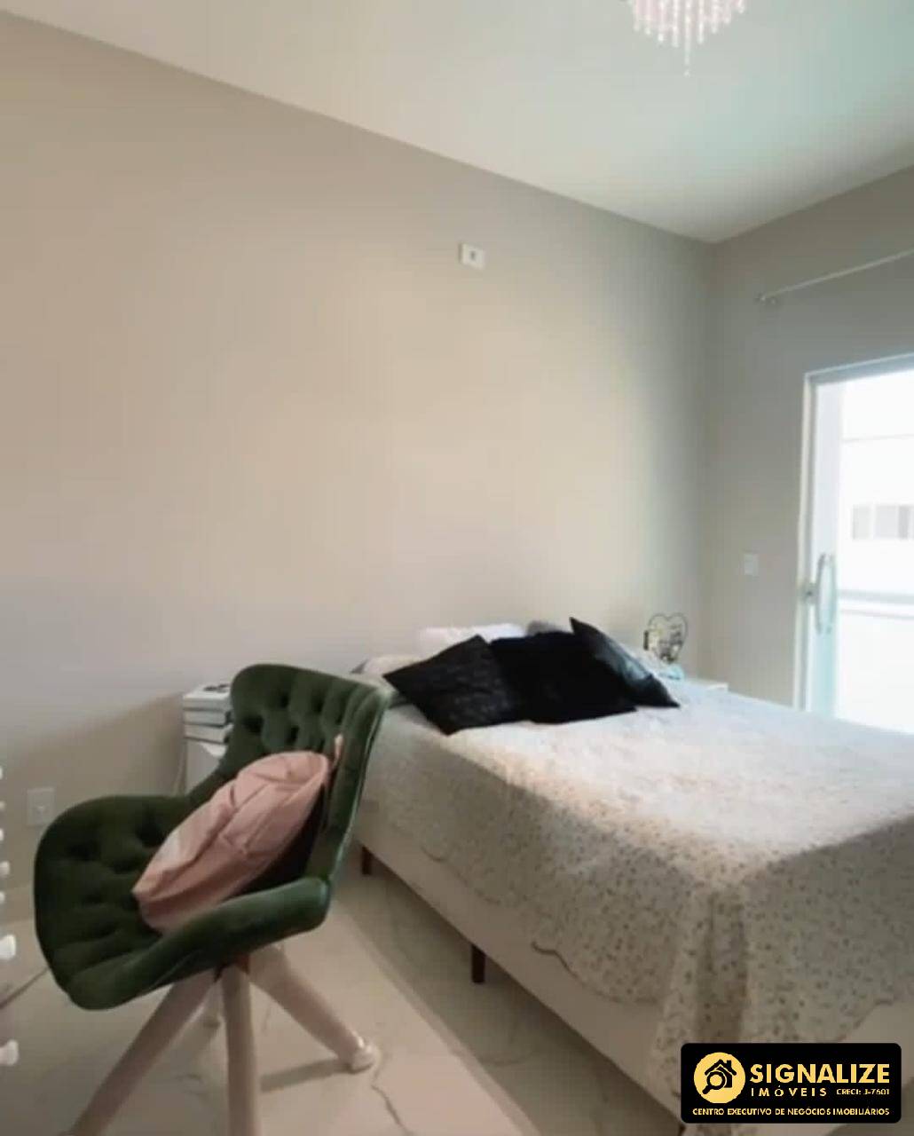 Casa à venda com 3 quartos, 180m² - Foto 15