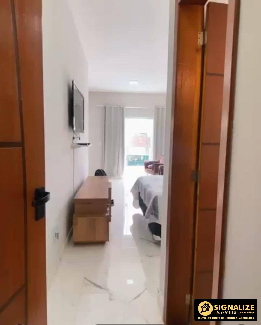 Casa à venda com 3 quartos, 180m² - Foto 11