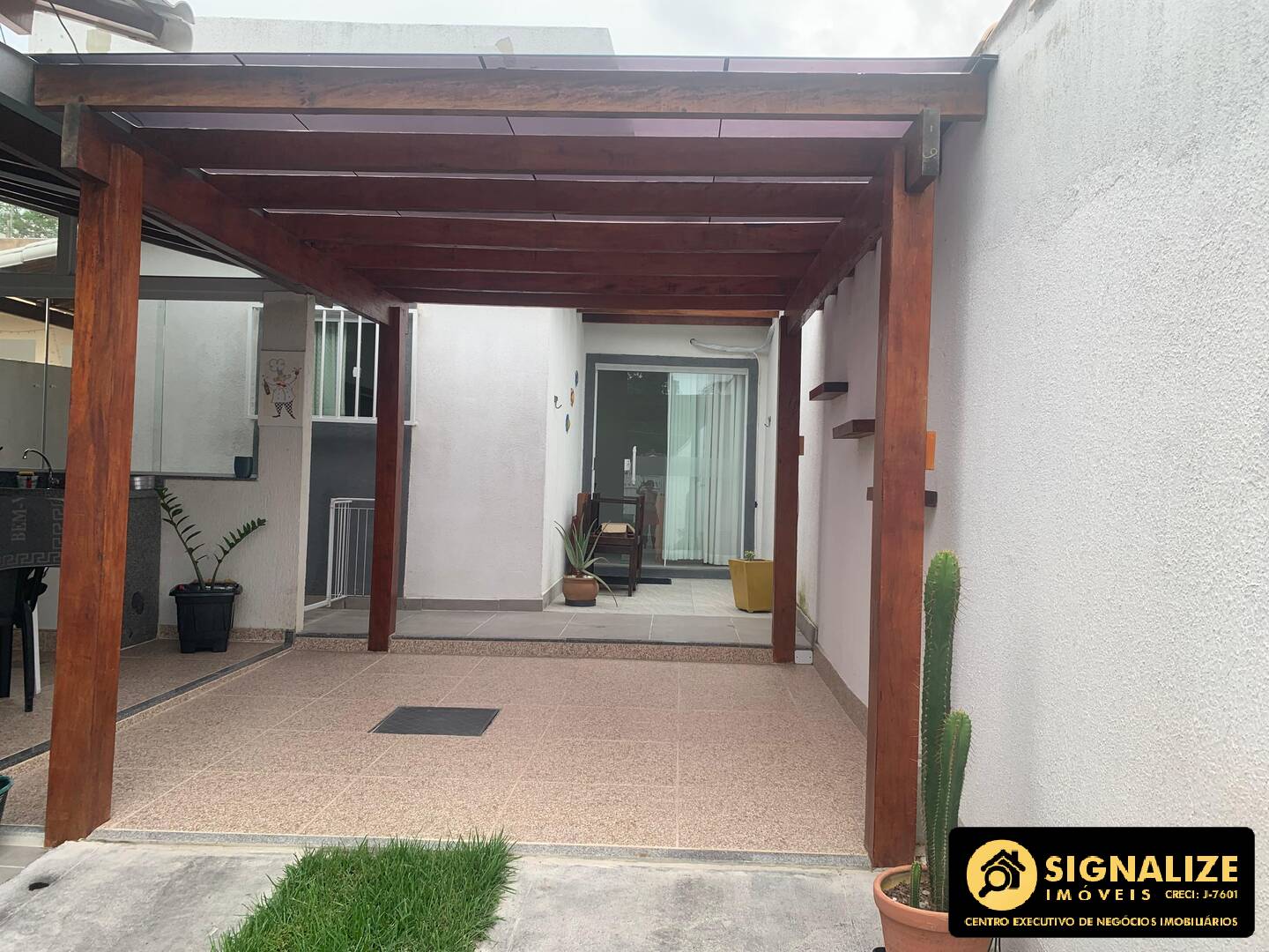 CASA À VENDA - CONFORTO E ESPAÇO PARA TODA A FAMÍLIA! - PERÓ, CABO FRIO/RJ