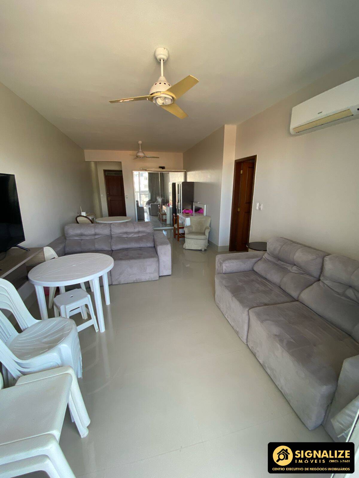 APARTAMENTO DOS SONHOS EM FRENTE À PRAIA DO FORTE - CABO FRIO/RJ