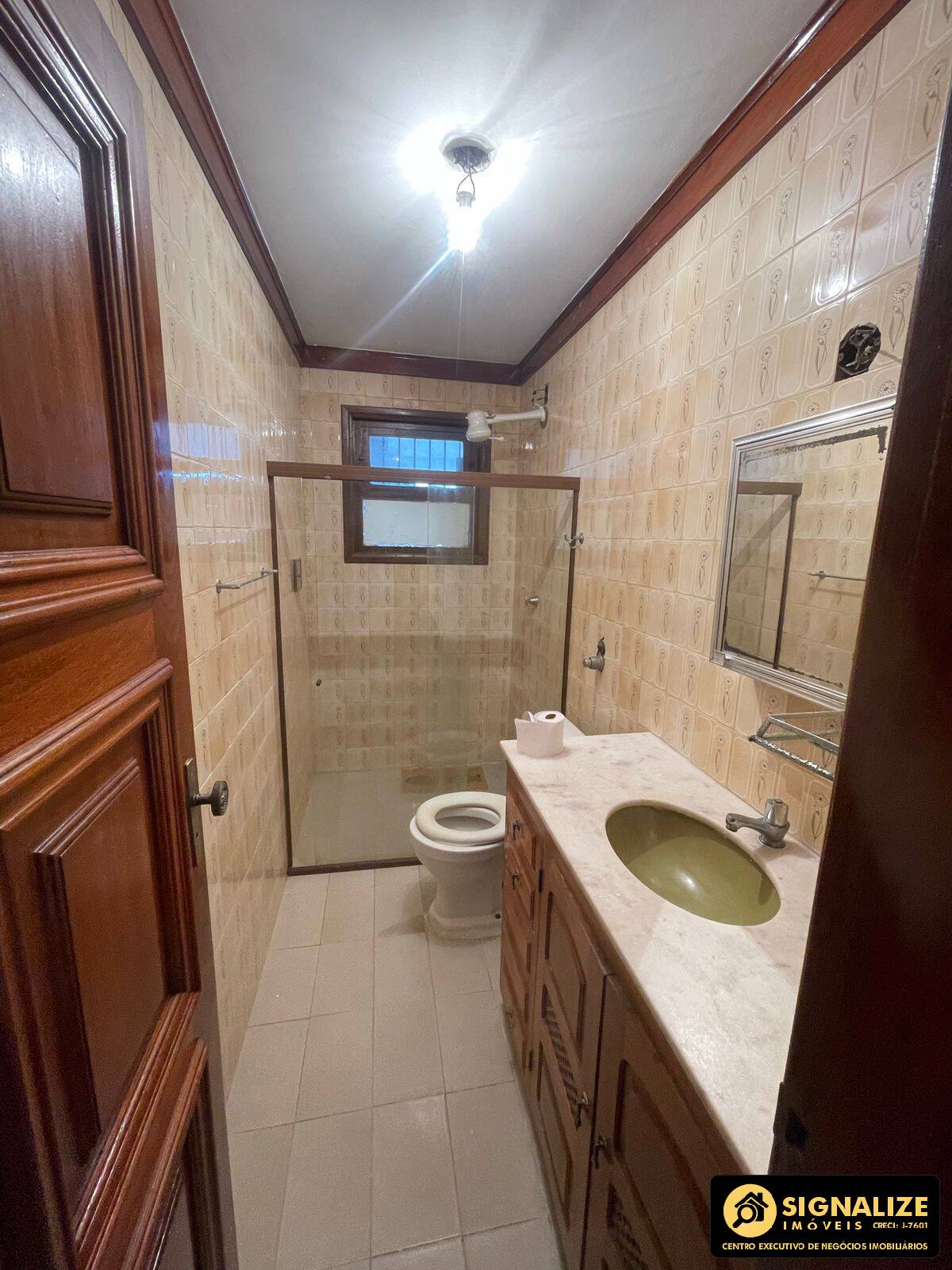 Casa para alugar com 6 quartos, 200m² - Foto 6