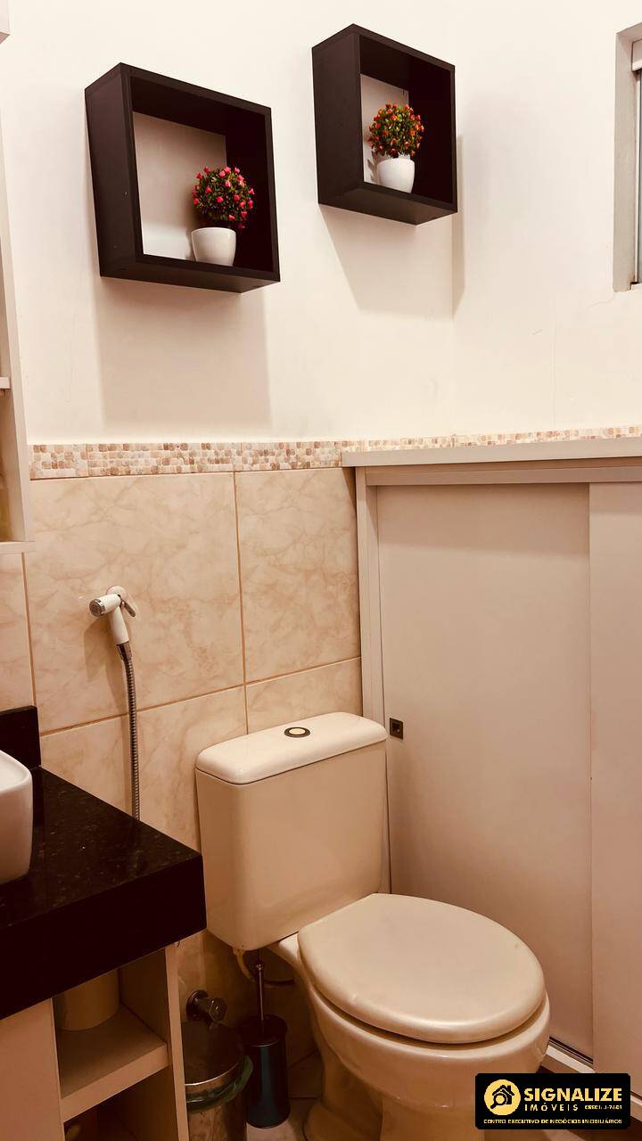 Casa à venda com 2 quartos, 82m² - Foto 9