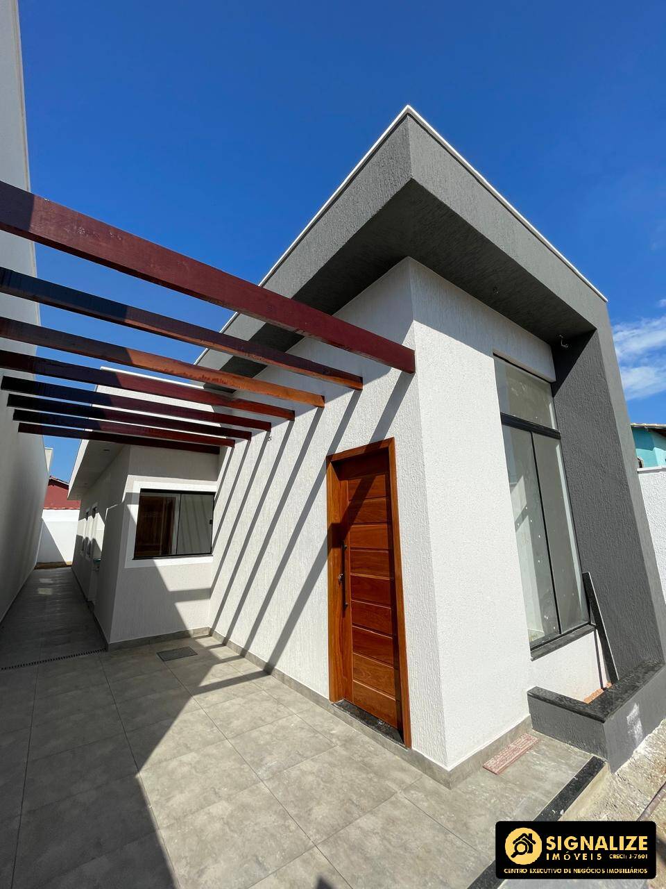 SEU NOVO LAR ESPERA POR VOCÊ! CASA COM 03 QUARTOS - SÃO PEDRO DA ALDEIA/RJ