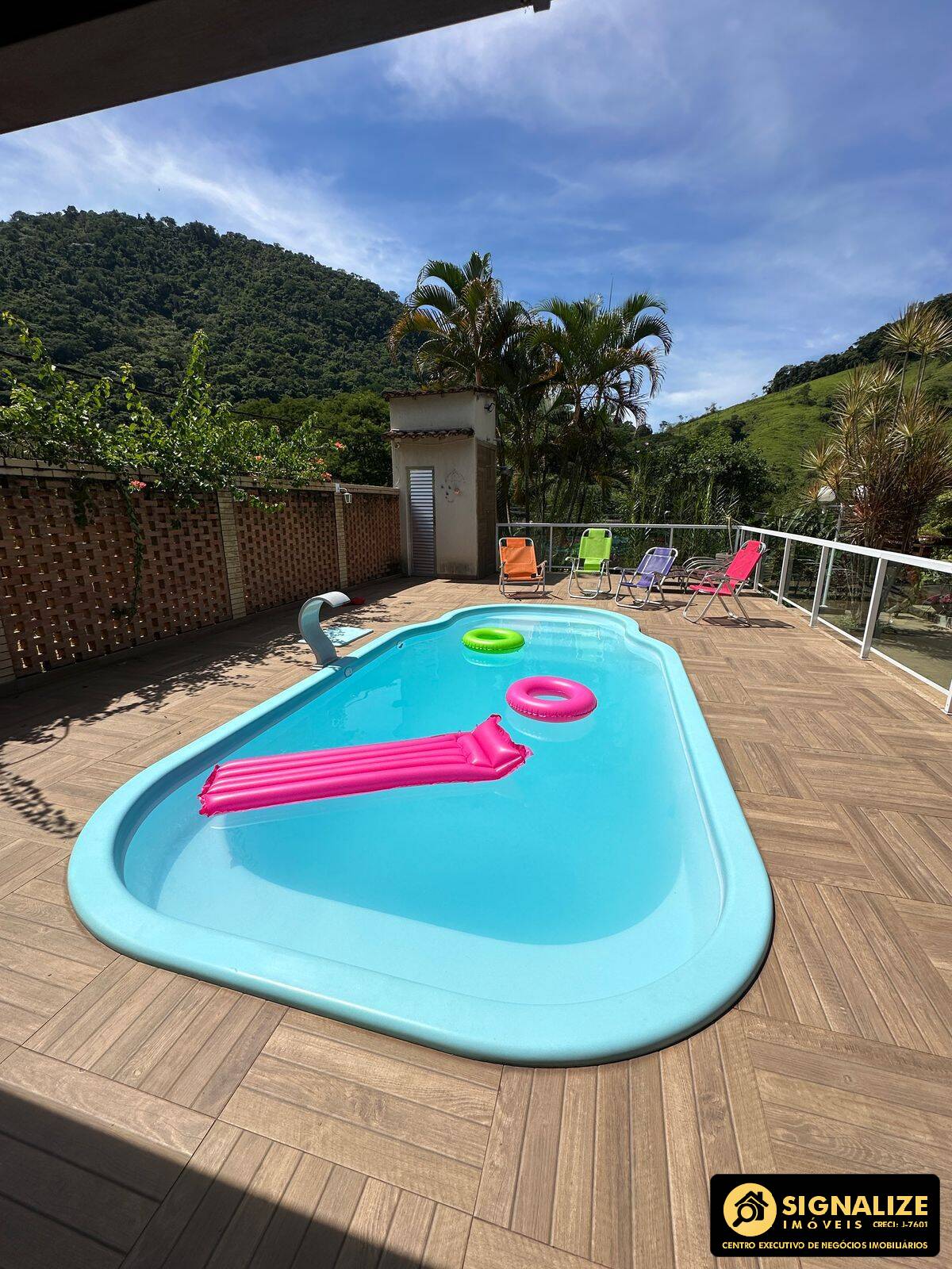 Chácara, 3 quartos, 908 m² - Foto 1