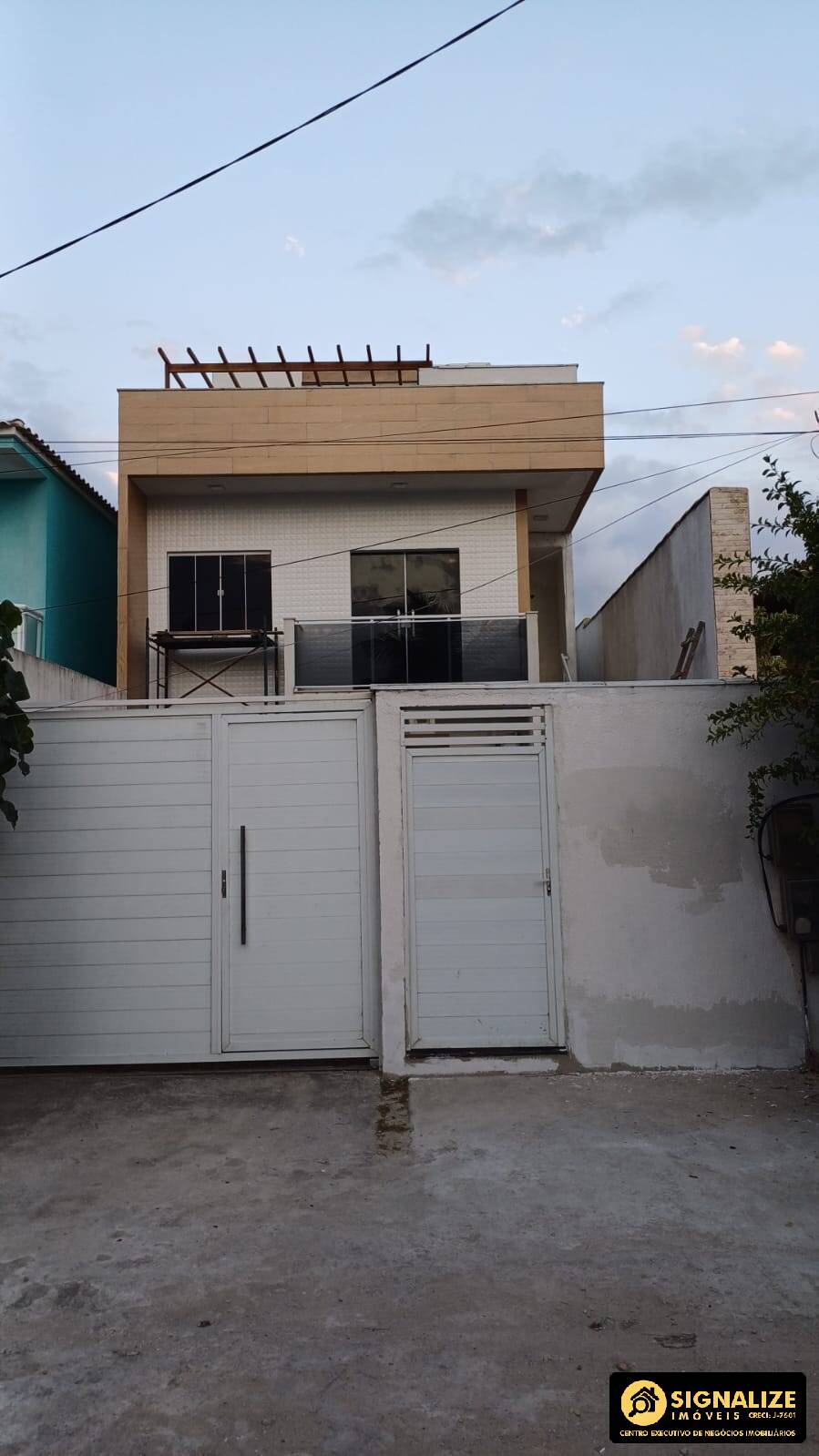 LOCAÇÃO FIXA! CASA COM 03 QUARTOS, FOGUETE - CABO FRIO/RJ