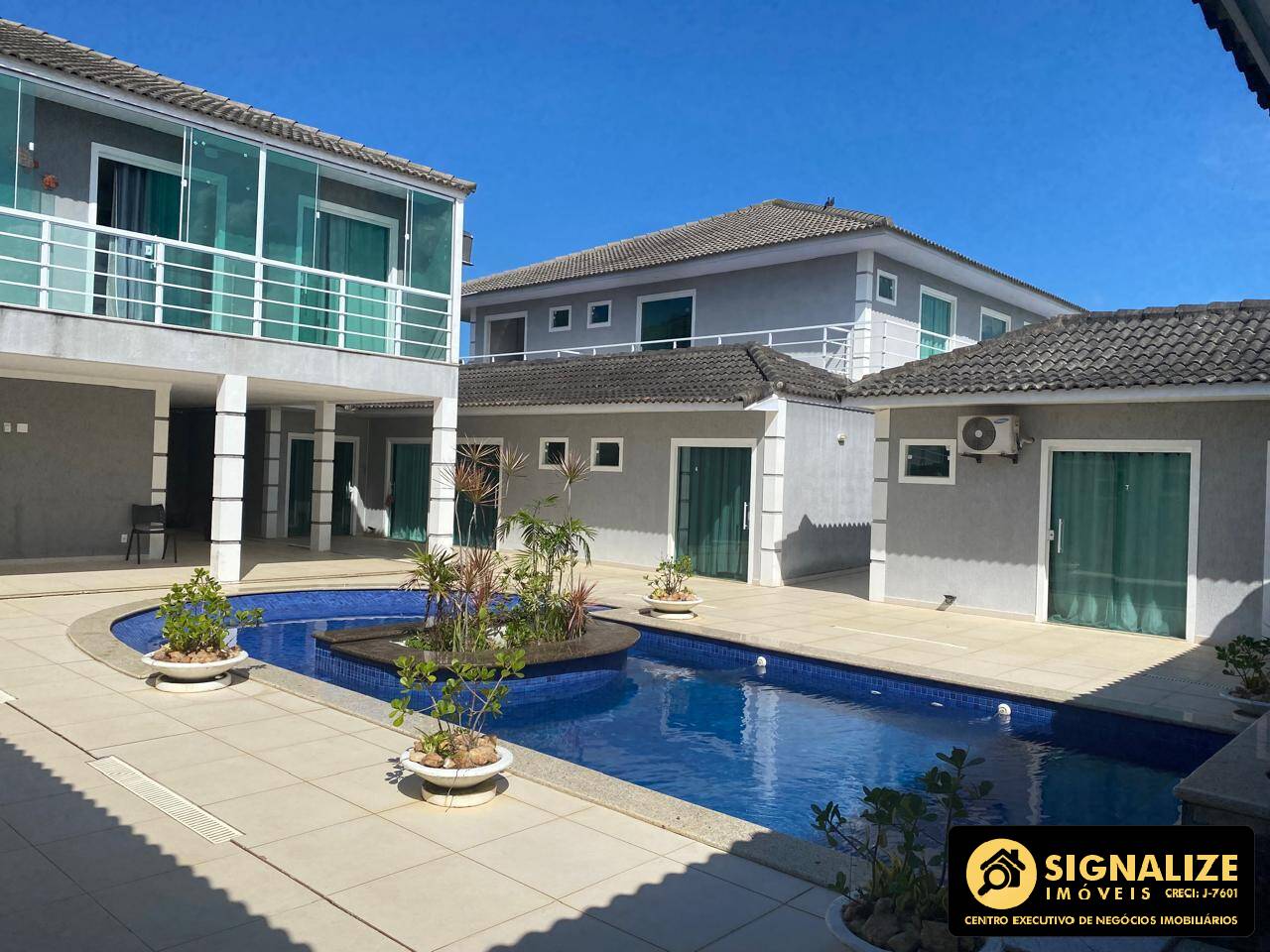 LOFTS MOBILIADAS À VENDA EM CONDOMÍNIO CHARMOSO - DUNAS DO PERÓ, CABO FRIO
