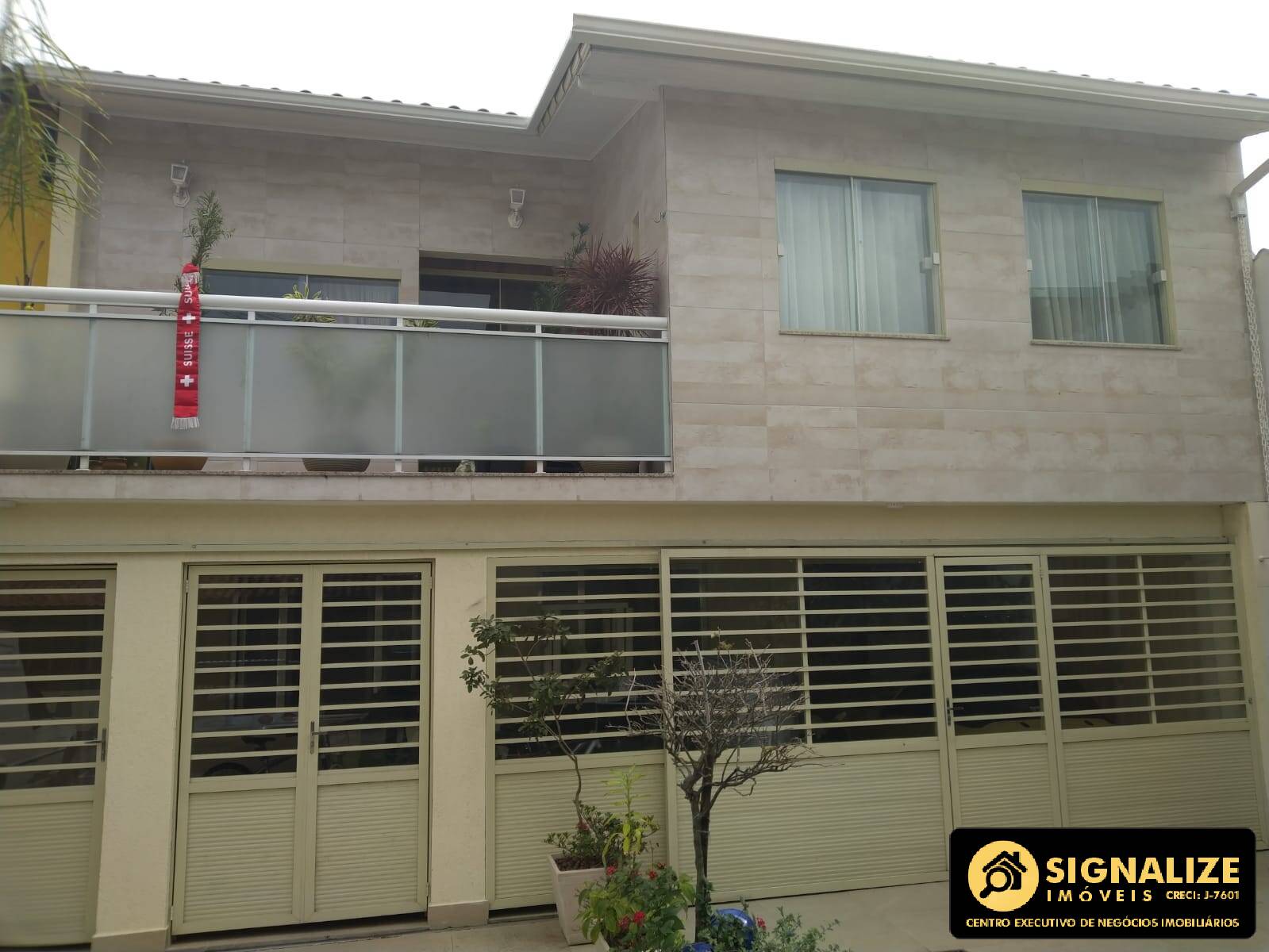 VENDE-SE – EXCELENTE CASA EM CONDOMÍNIO NO BRAGA, CABO FRIO/ RJ