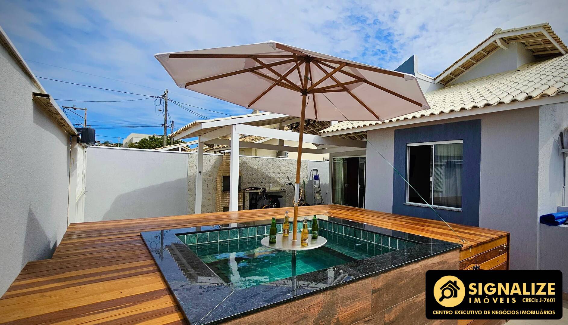 Casa à venda com 2 quartos, 65m² - Foto 14