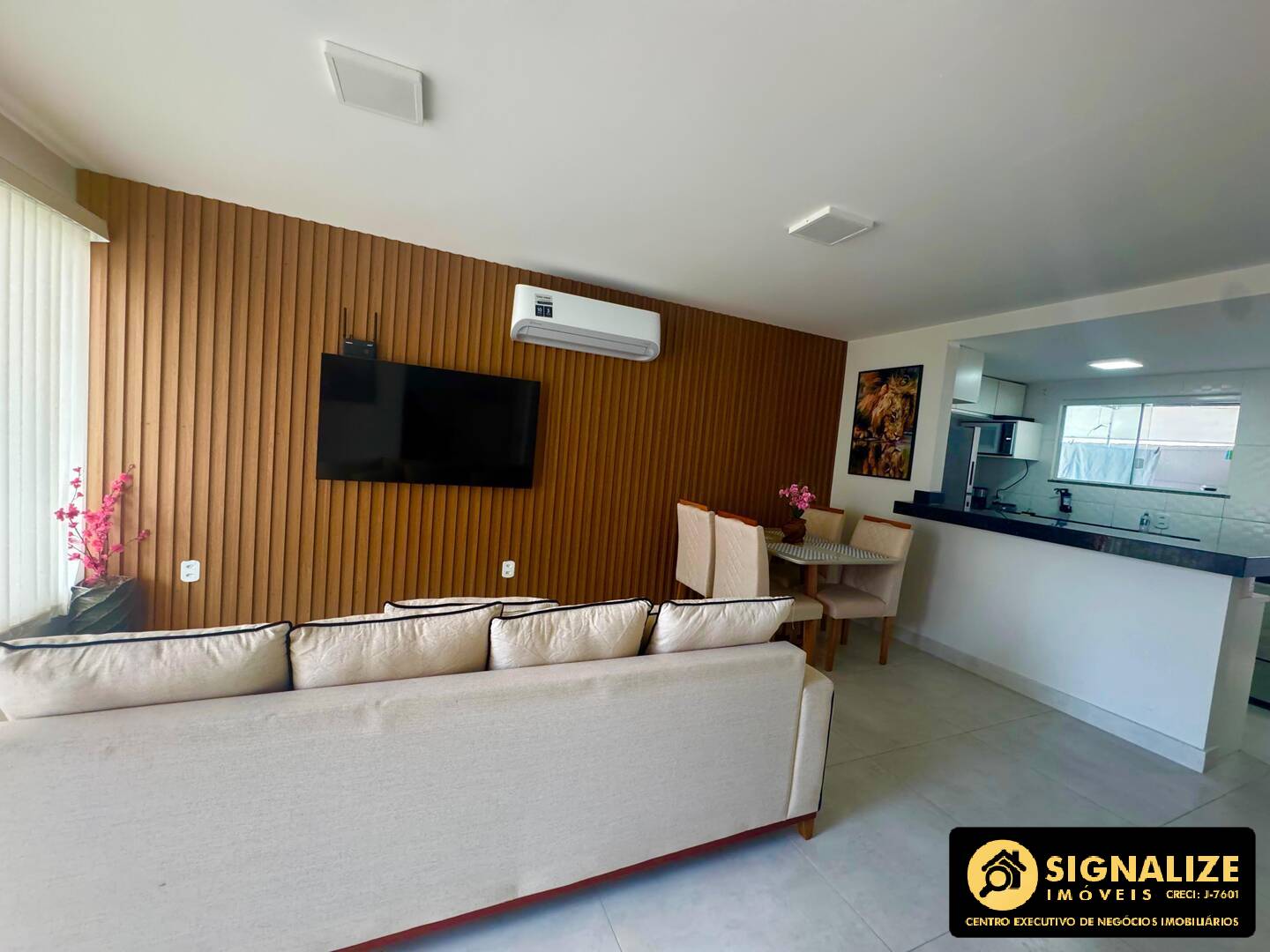 Casa à venda com 2 quartos, 65m² - Foto 3