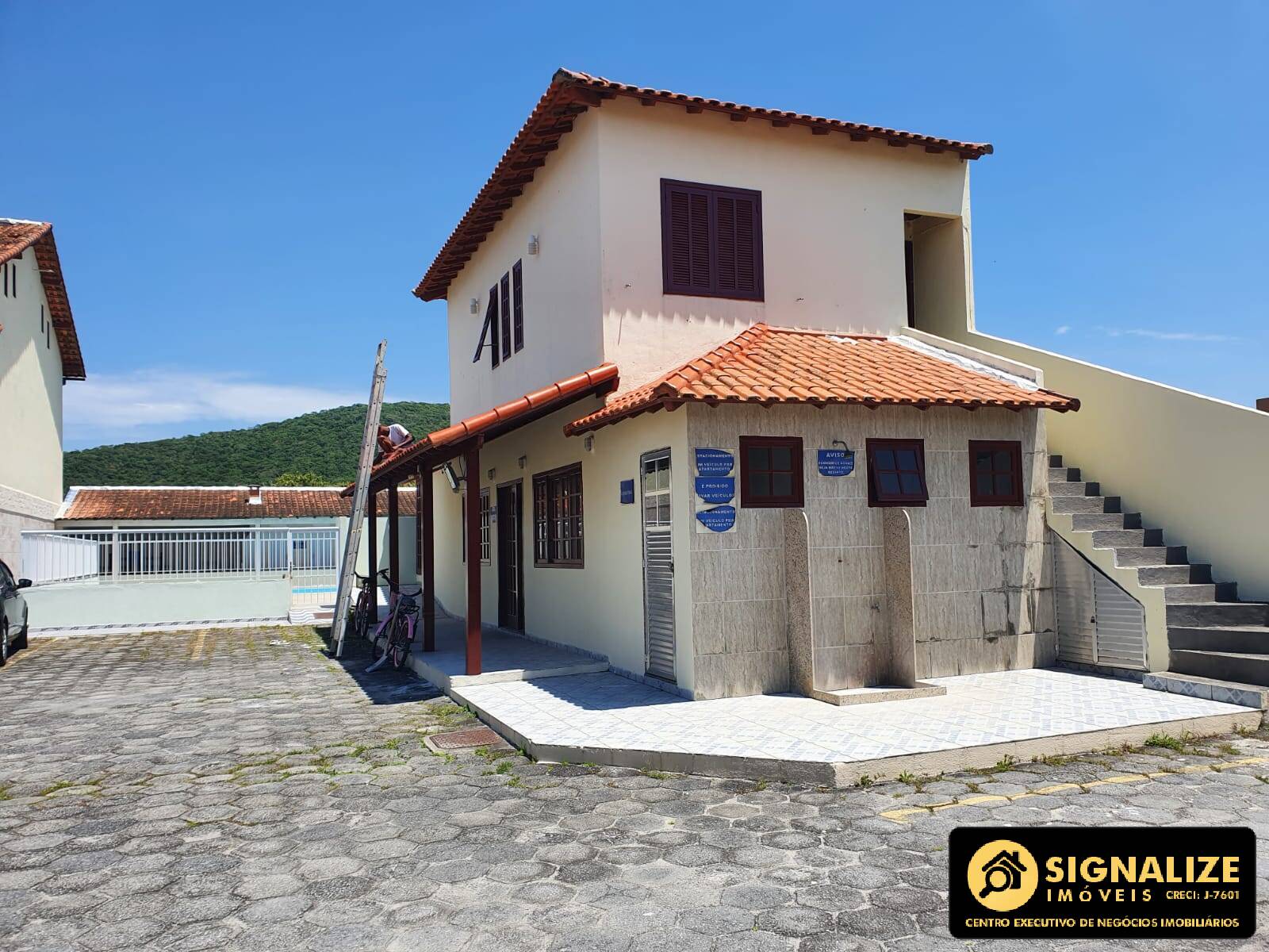 Apartamento à venda com 2 quartos, 67m² - Foto 4
