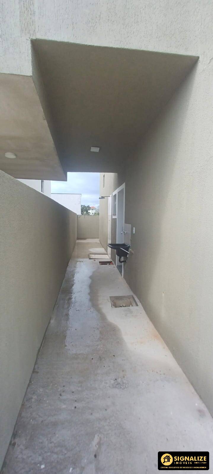 Casa à venda com 2 quartos, 65m² - Foto 18