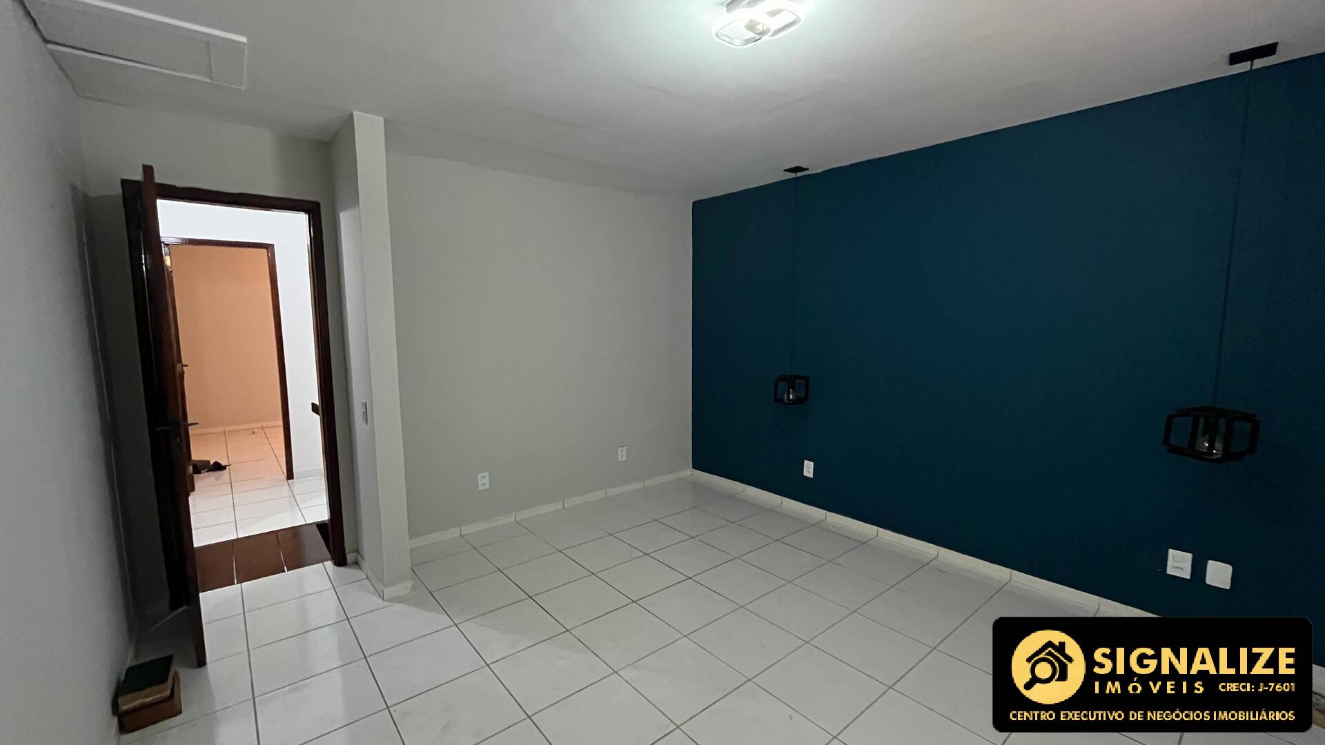 Casa à venda com 2 quartos, 80m² - Foto 17