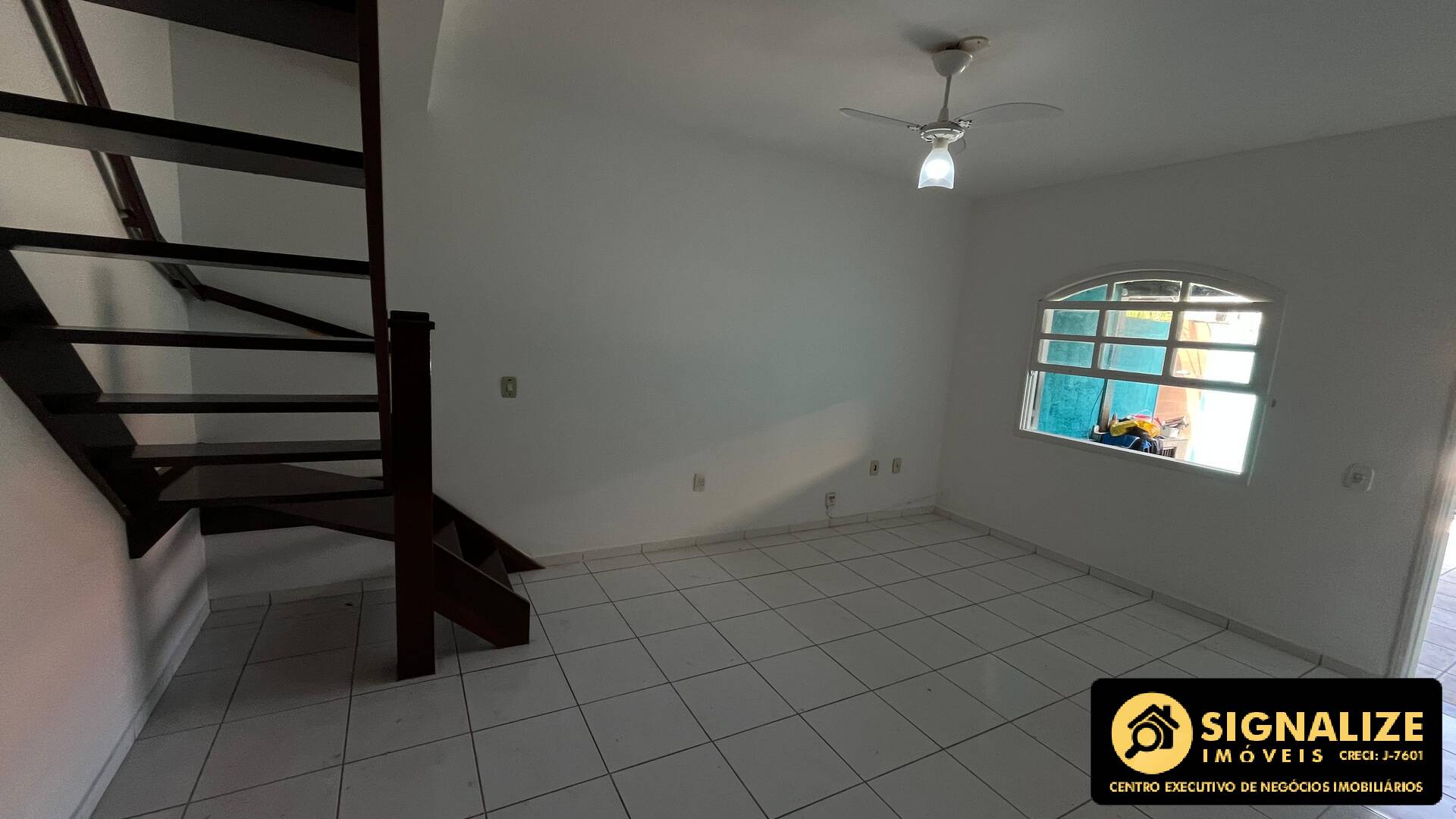 Casa à venda com 2 quartos, 80m² - Foto 3