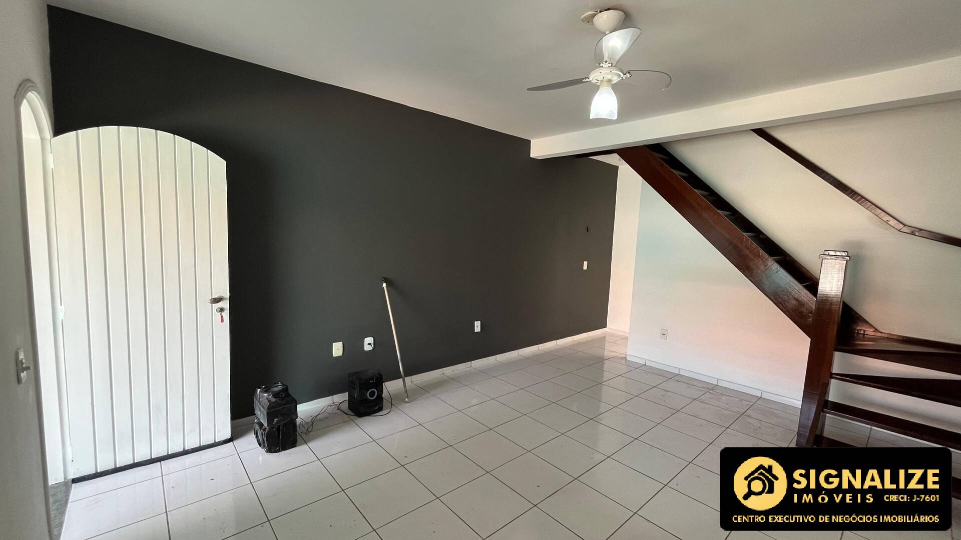Casa à venda com 2 quartos, 80m² - Foto 6