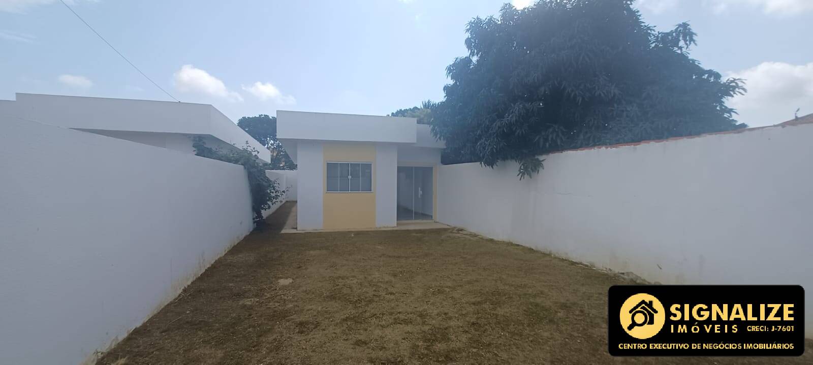 LOCAÇÃO FIXA - ENCANTADORA CASA INDEPENDENTE COM 02 QUARTOS EM CABO FRIO/RJ