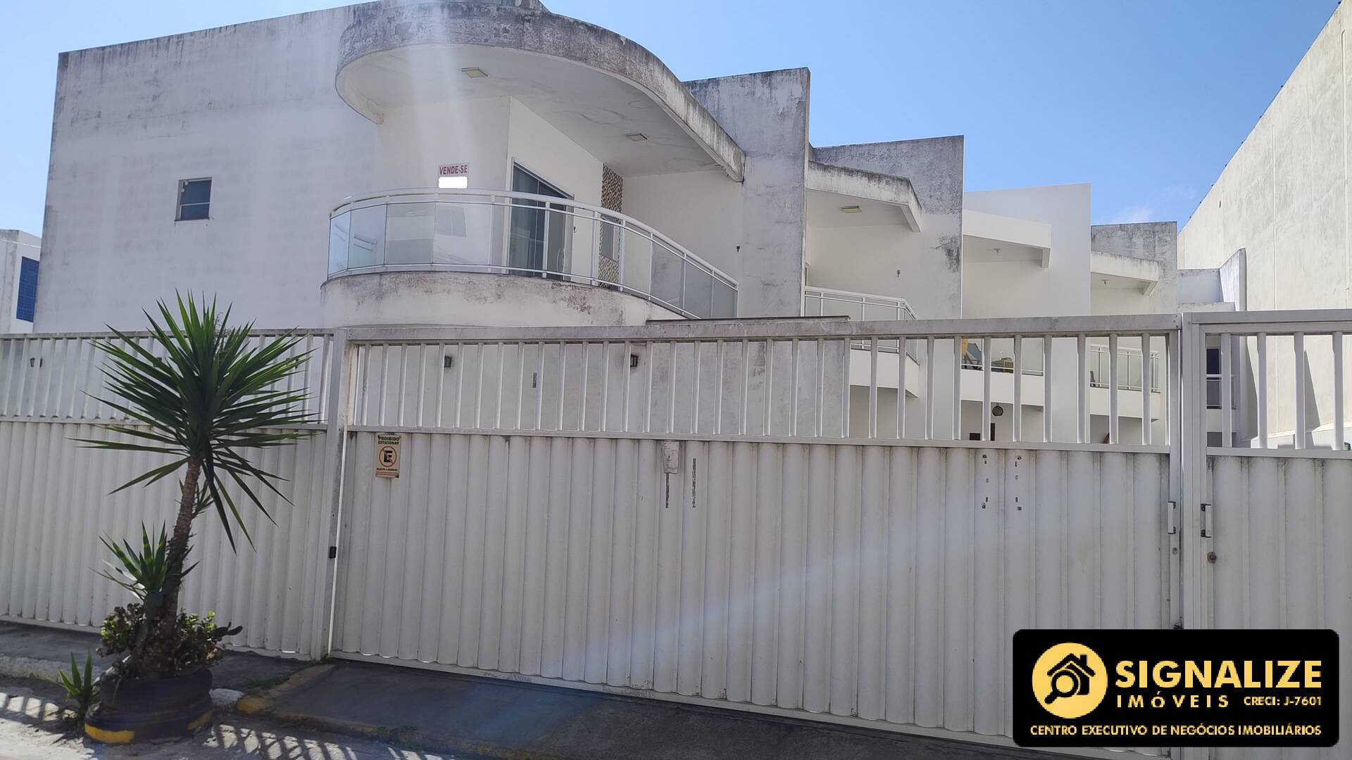 Casa de Condomínio à venda com 2 quartos, 80m² - Foto 1