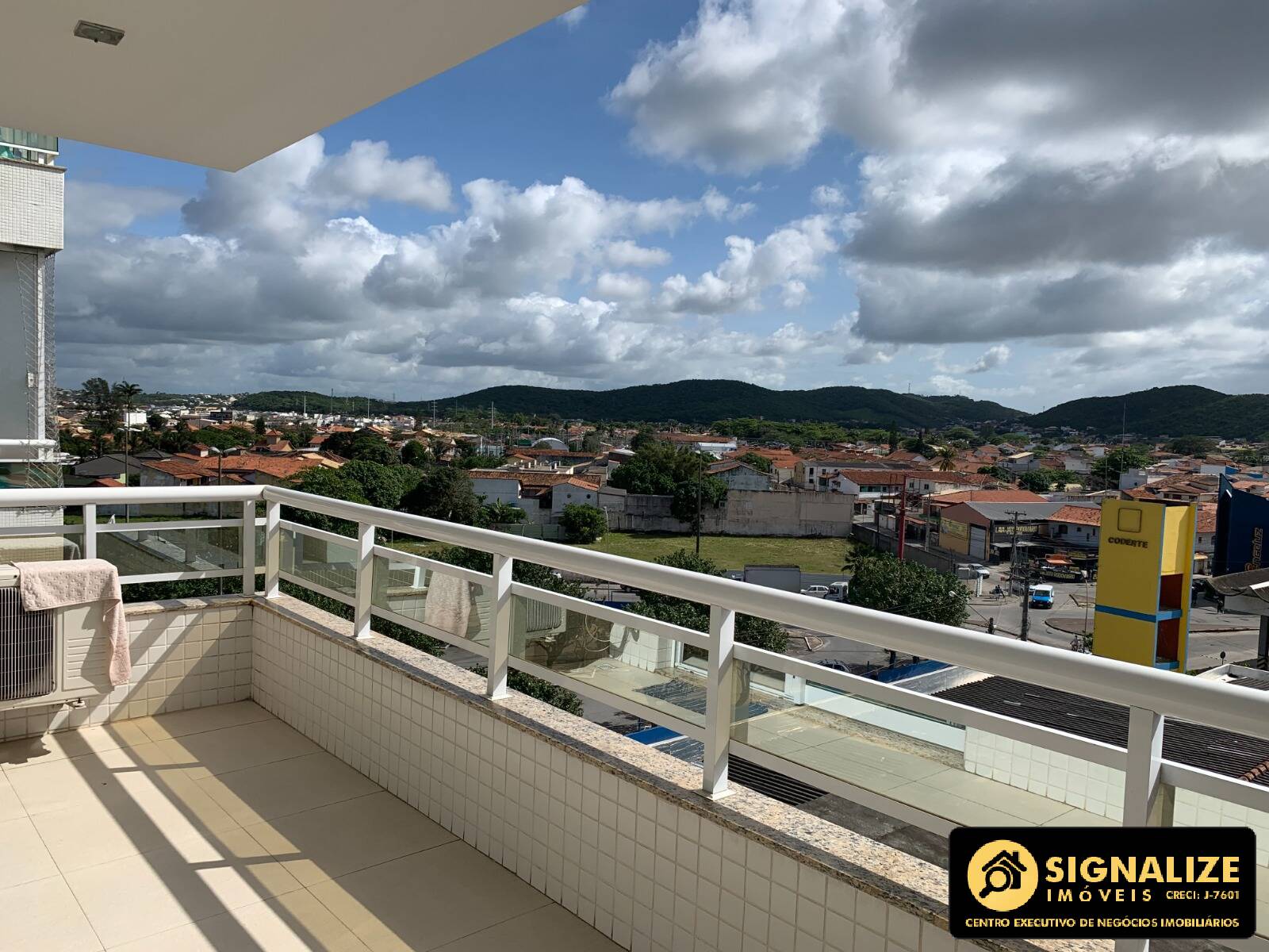 Apartamento à venda com 2 quartos, 90m² - Foto 2