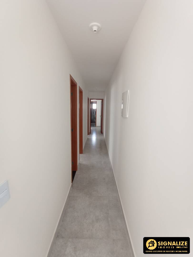 Casa à venda com 3 quartos, 76m² - Foto 8