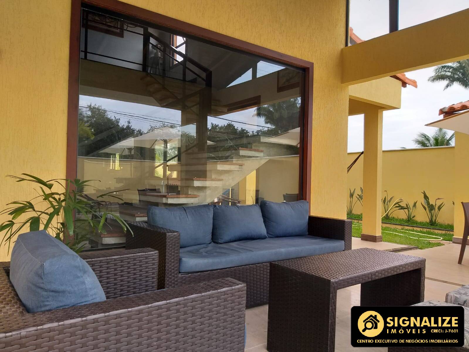 Casa de Condomínio para alugar com 4 quartos, 252m² - Foto 11