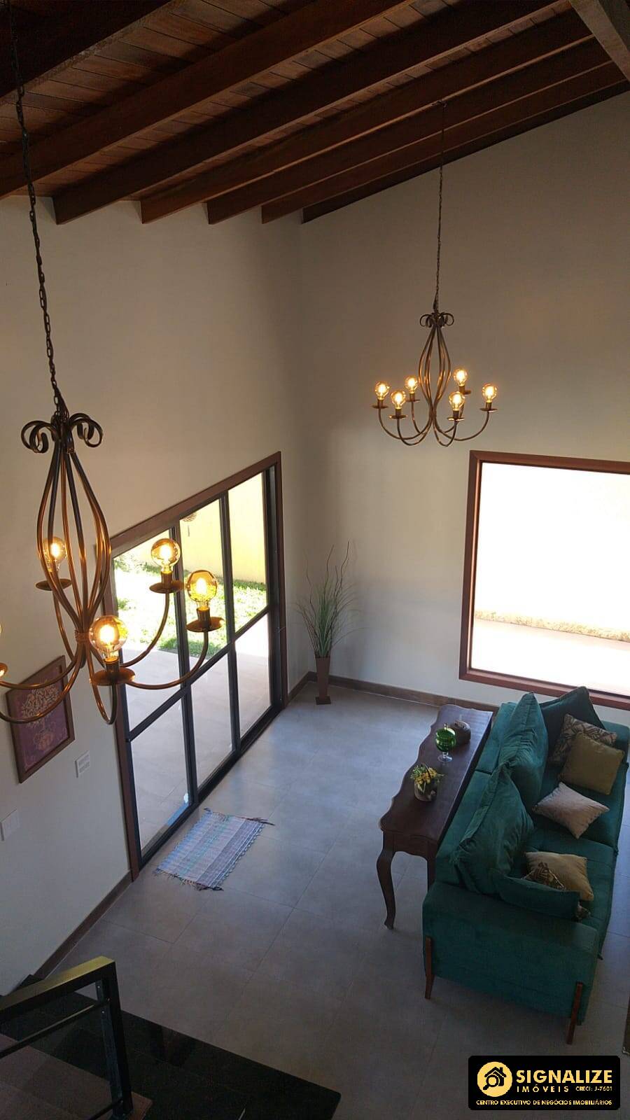 Casa de Condomínio para alugar com 4 quartos, 252m² - Foto 16