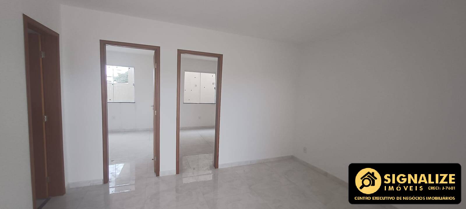 Casa à venda com 2 quartos, 65m² - Foto 10