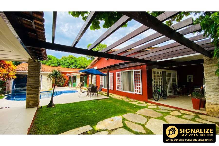 Casa de Condomínio para alugar com 4 quartos, 200m² - Foto 2