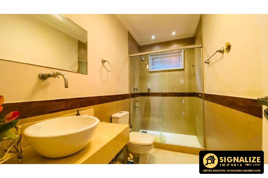Casa de Condomínio para alugar com 4 quartos, 200m² - Foto 22