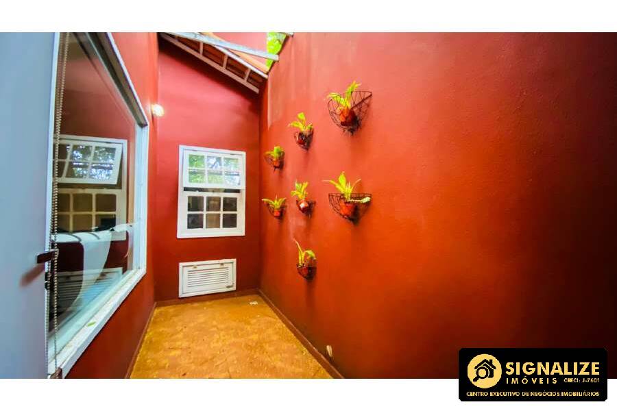 Casa de Condomínio para alugar com 4 quartos, 200m² - Foto 29