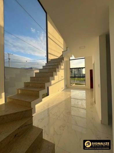 Casa, 3 quartos, 197 m² - Foto 2